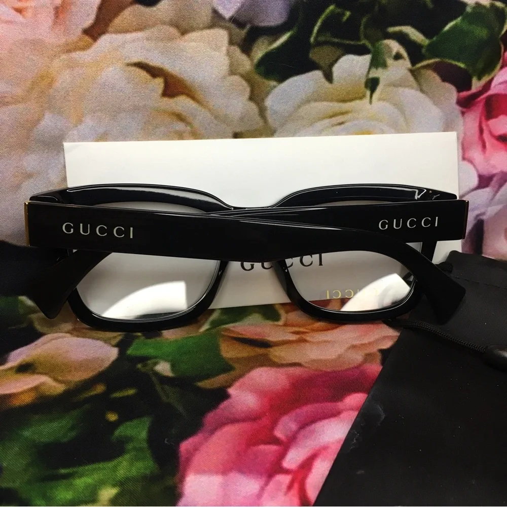 Gucci Black thick acetate glasses frames Logo in gold on arms New pouch papers